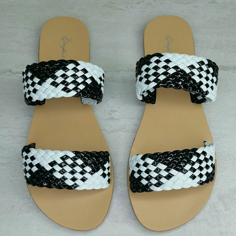SALE!!! Black & White Patent Two-Banded Slip-On Sandal NEW - Picture 2 of 7
